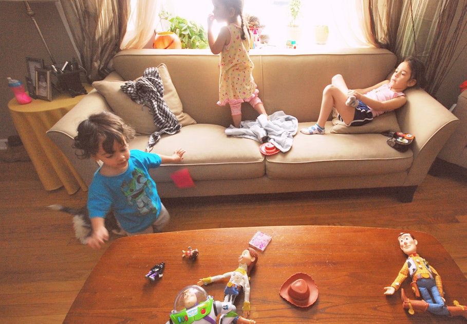 8 Reasons Why Being A Messy Person Might Actually Make You A Better Mom 
