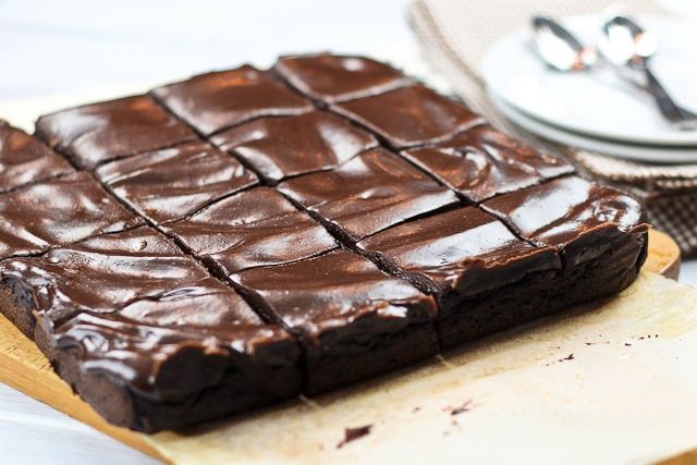 7 Brownie Recipes For People With Gestational Diabetes Who Can't Shake