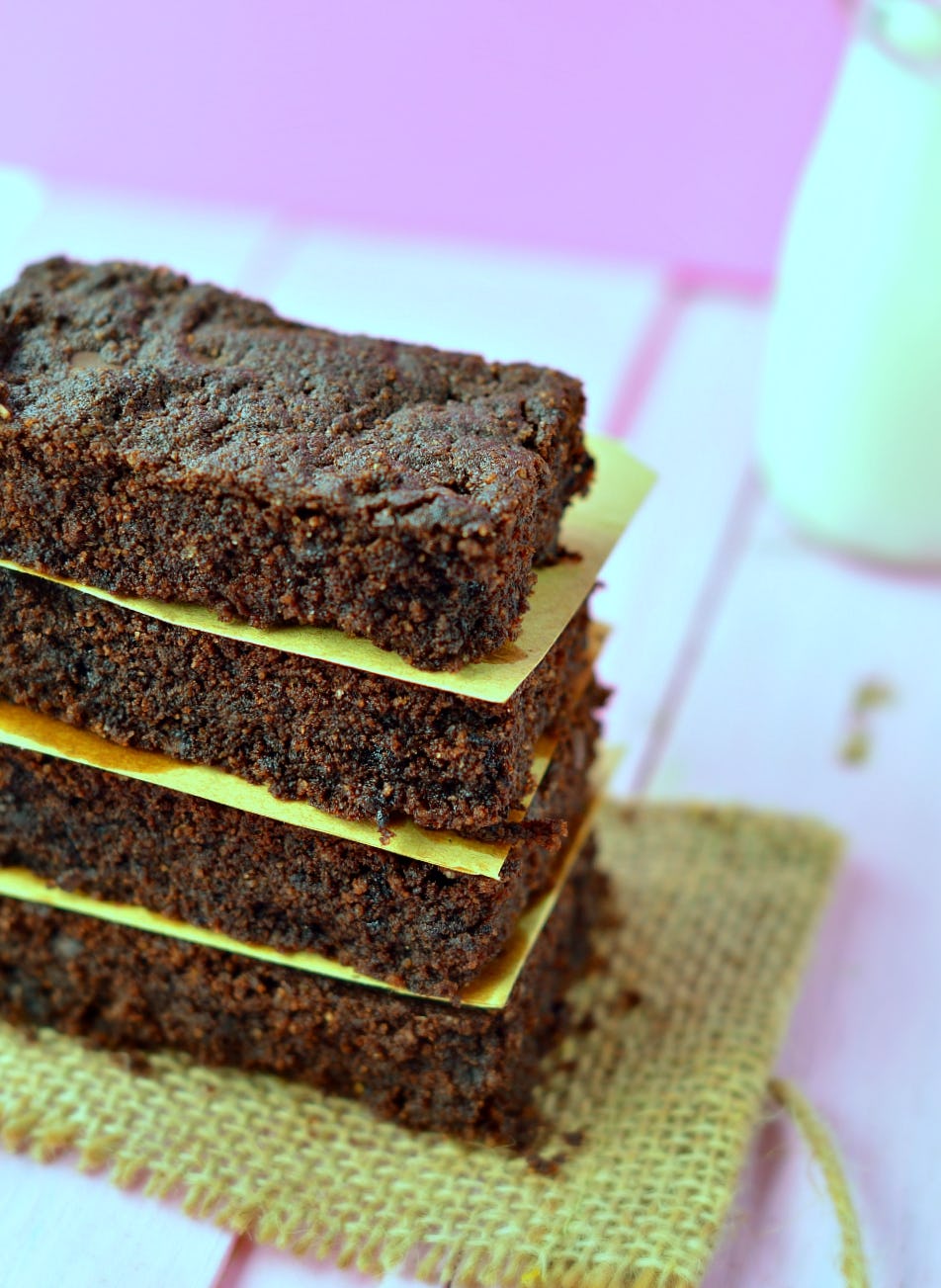 7 Brownie Recipes For People With Gestational Diabetes Who Can't Shake