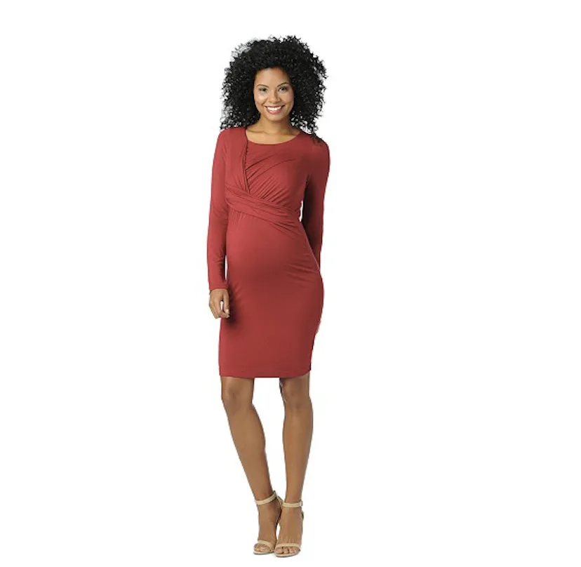 11 Holiday Maternity Dresses That Your Non-Pregnant Friends Will Envy 11 Holiday Maternity Dresses That Your Non-Pregnant Friends Will Envy