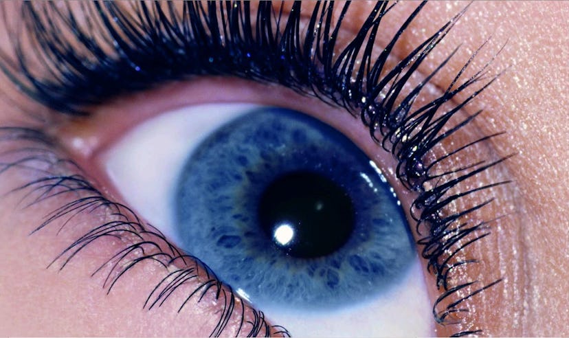 Picture of a blue eye 