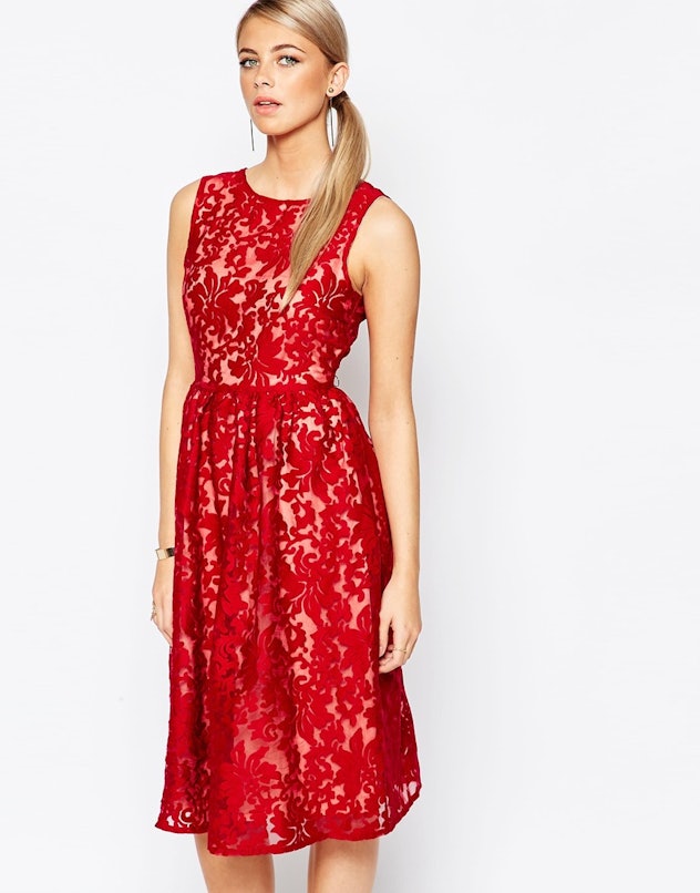 11 Dreamy Holiday Dresses That'll Light Up Every Party This Season