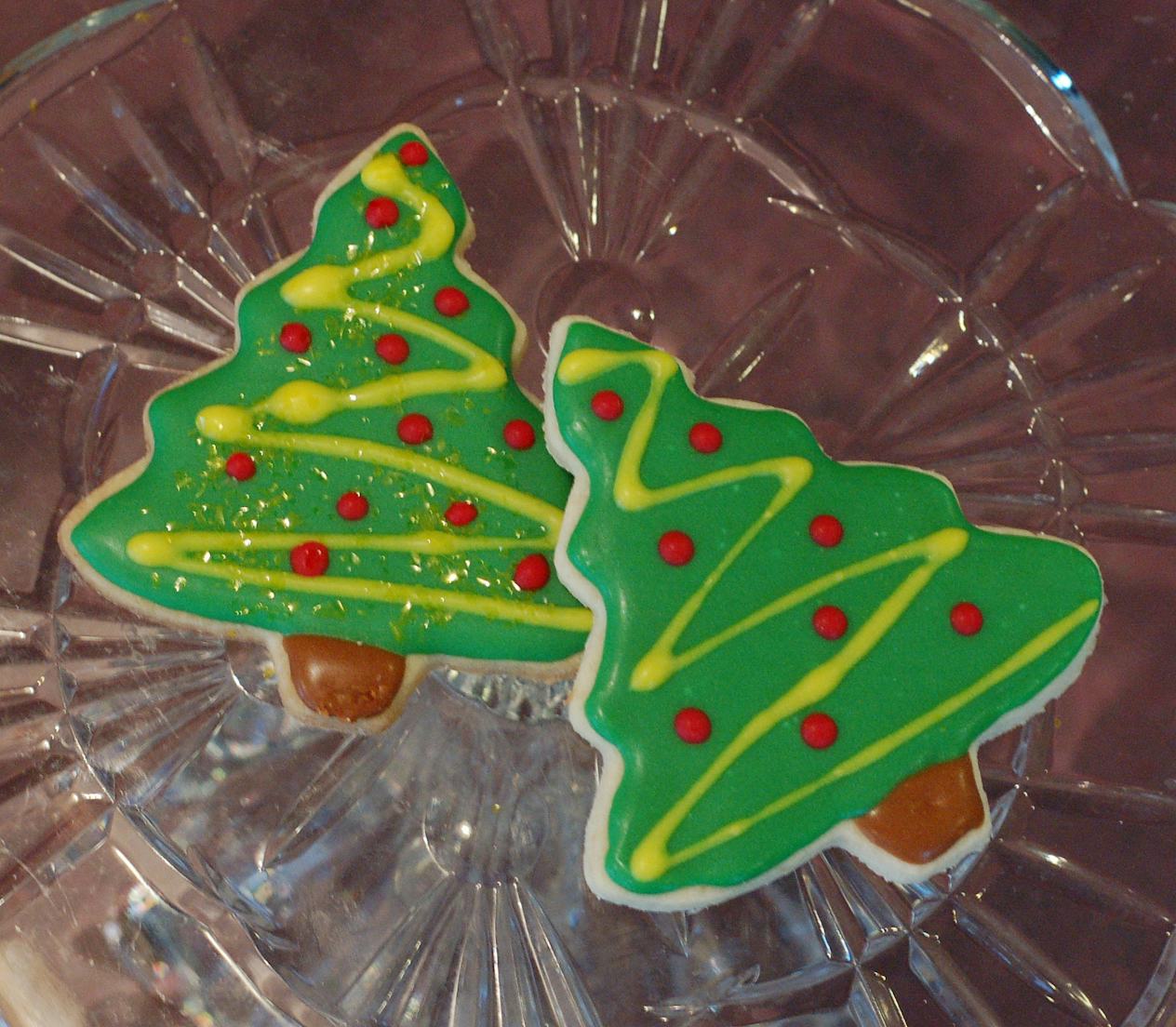 I Baked 4 Of The Most Complicated Christmas Cookies, & Here's What Happened