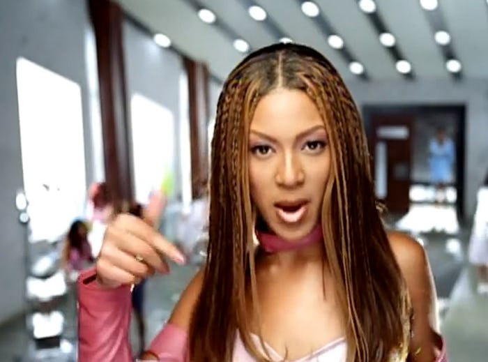 An insert from a "Bills, Bills, Bills" video by Destiny's Child