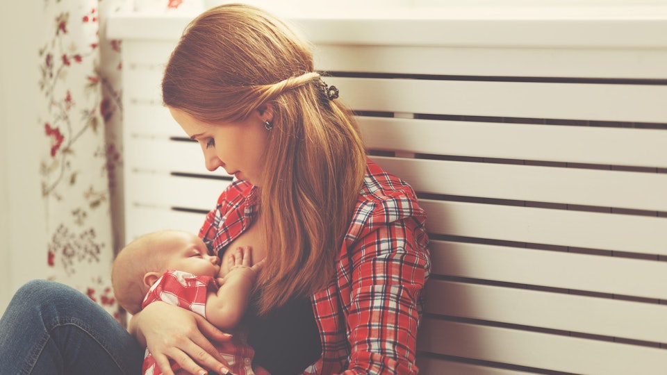 How To Get A Deeper Latch When Breastfeeding Prevent Pain Along