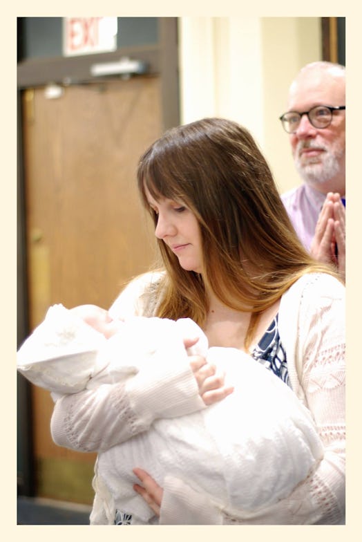 Michelle Myer leaving the hospital with her newborn baby