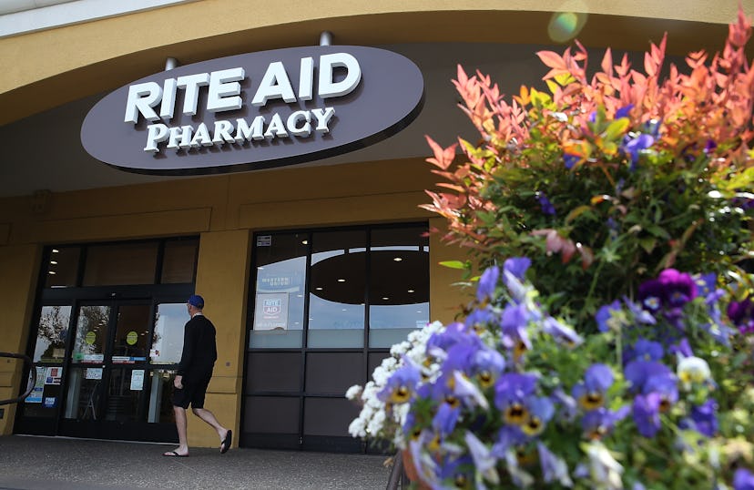 The outside of a 'Rite Aid Pharmacy' where you can get a flu vaccine