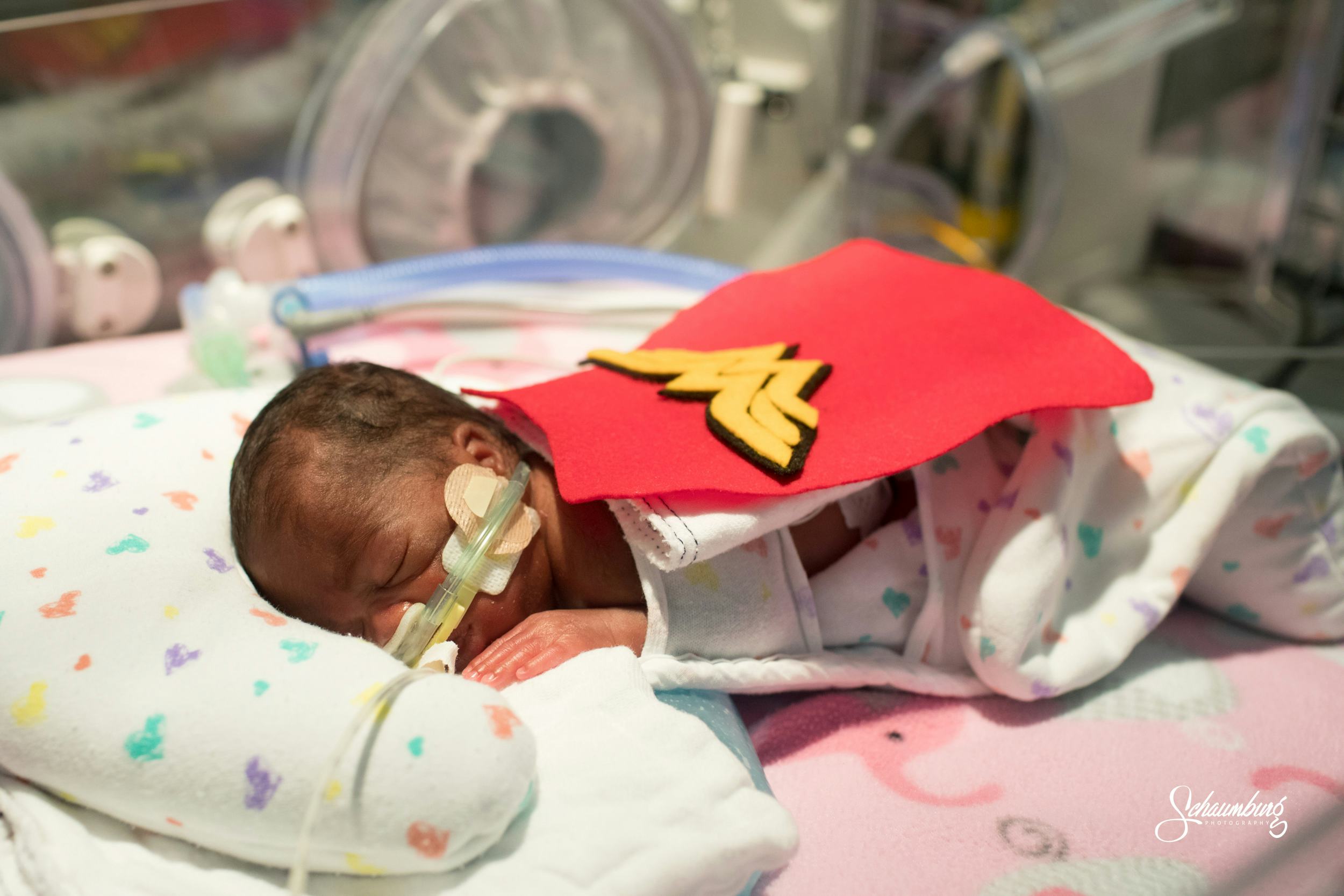 NICU Babies Get Tiny Halloween Costumes, &amp; The Results Are Precious