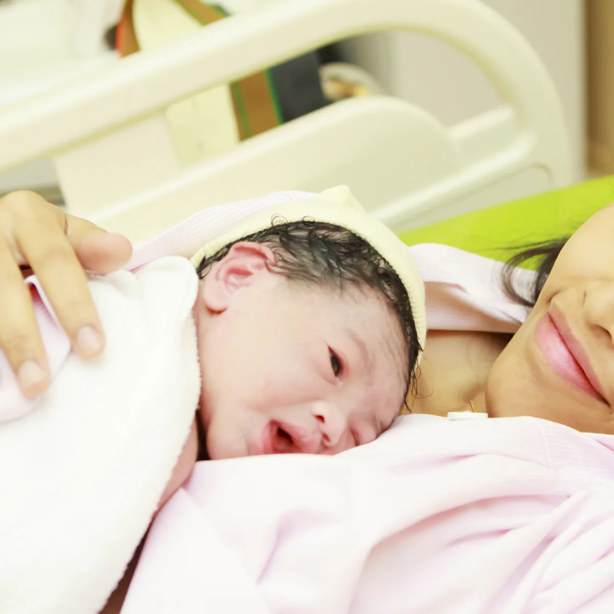 How To Dress Your Newborn In Winter To Take Home From The Hospital How To Dress Your Newborn In Winter To Take Home From The Hospital