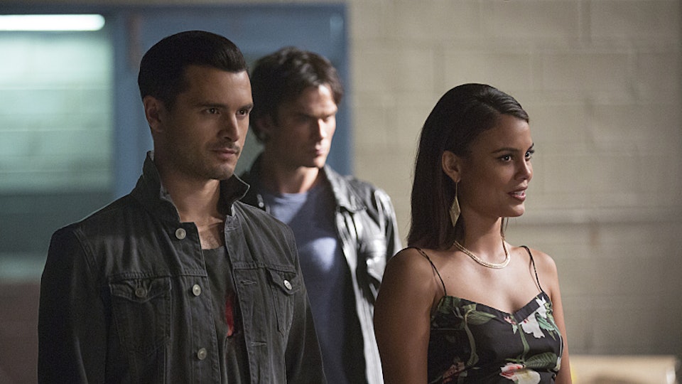 Who Plays The Siren On The Vampire Diaries Nathalie Kelley Brings Trouble To Season 8