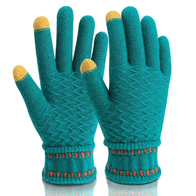 The 10 Warmest Gloves On Amazon That Will Keep Your Hands Toasty All Winter