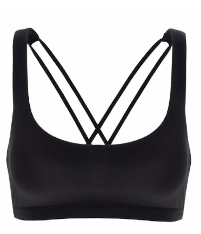 8 Sports Bras Without Padding That Are Cute And Comfortable