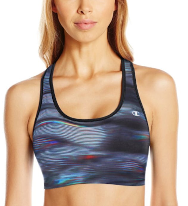 8 Sports Bras Without Padding That Are Cute And Comfortable