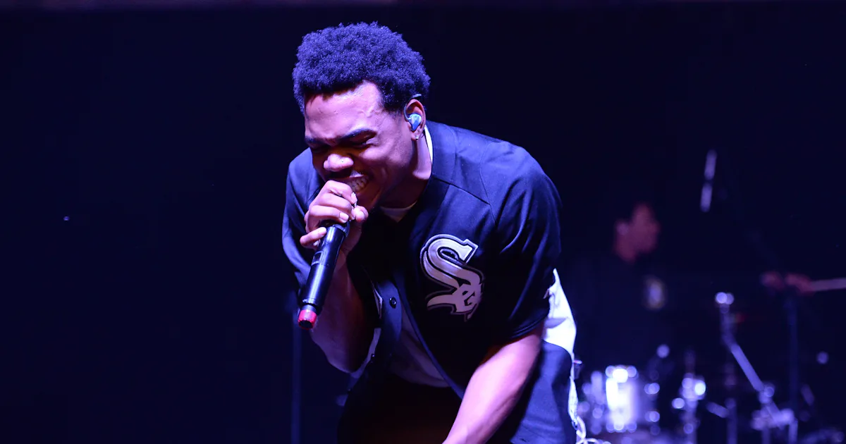 Chance The Rapper Christmas Chance The Rapper's Surprise Christmas Mixtape Is The Latest Way He's ...