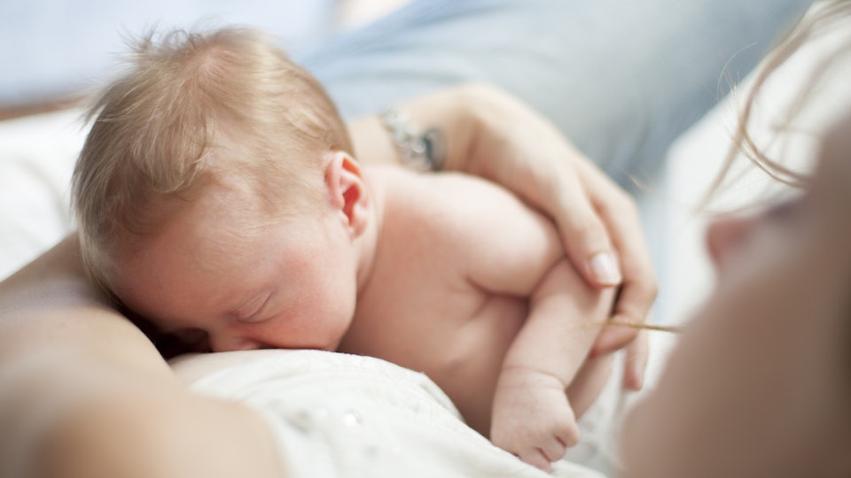 The Breastfeeding Football Hold Could Change Your Whole Nursing