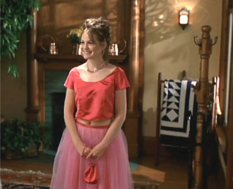 Taylor Swift Dressed Like '10 Things I Hate About You's Bianca At The Grammys Taylor Swift Dressed Like '10 Things I Hate About You's Bianca At The Grammys