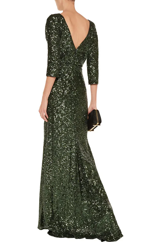 saoirse ronan green dress Saoirse Ronan has gone viral online for her non-plussed reaction to winning an award, but we think her recent red carpet style deserves more attention. Case in point: the Louis Vuitton
