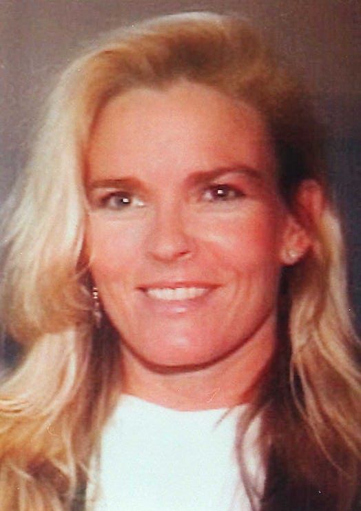 Nicole Brown Simpson posing for a picture