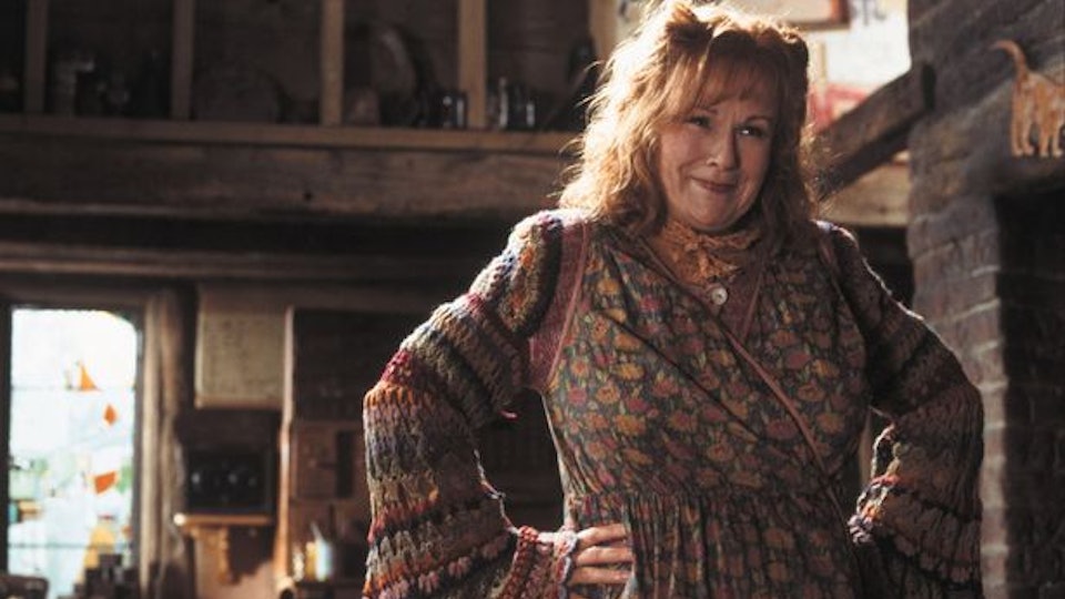 13 Parenting Lessons From Molly Weasley, Because There's No Spell ...