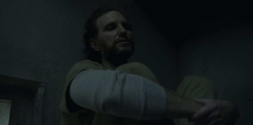 Who Is Lucas Goodwin's Prison Cellmate On 'House Of Cards' Season 4