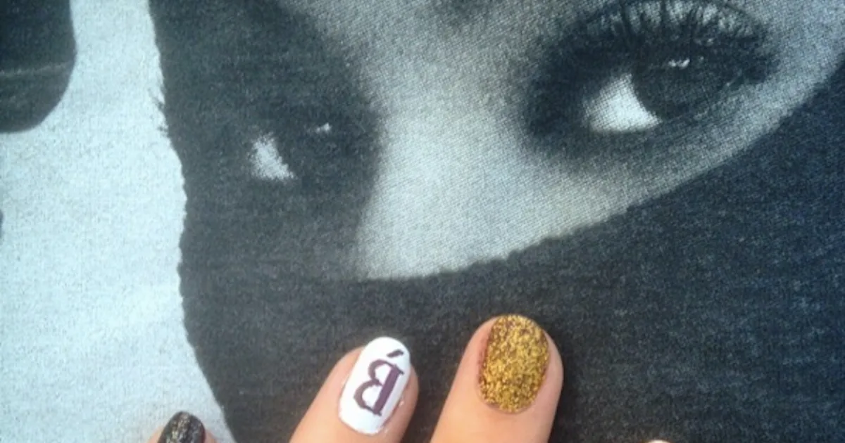 9 Beyonce Nail Art Ideas To Make For A ***Flawless Manicure