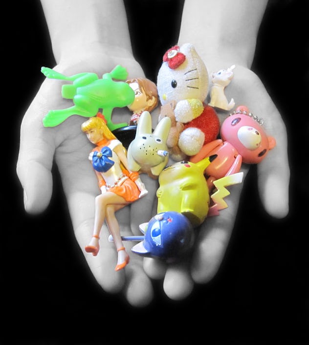 21 Alternative Things To Put Inside Easter Eggs If You're Bored By Candy