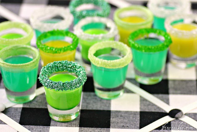 How To Make Green Jello Shots That Give Your St. Patrick's Day Some Flavor