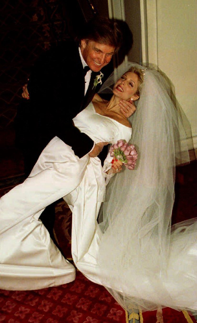 Ivana trump Photos From Marla Maples & Donald Trump's Wedding Prove How Lavish It Was