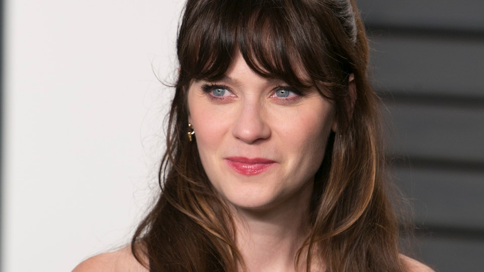 Zooey Deschanel Slams Postpartum Body Shaming Amp Deserves A