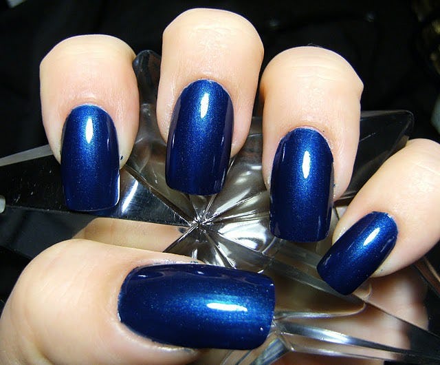 7 '90s Nail Polishes Every Bomb Dot Com Girl Owned