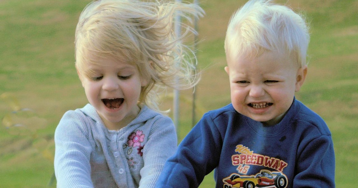 15 Sibling Memes To Share With Your Brothers Sisters On National