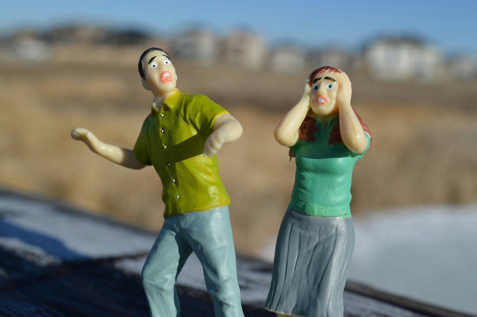 9 Signs Youre Embarrassed By Your Spouse pic