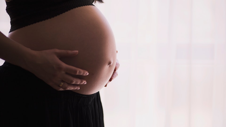 How Much Vomiting Is Too Much During Pregnancy? How Much Vomiting Is Too Much During Pregnancy?