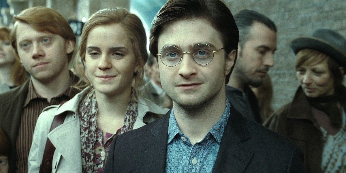 How Old Would Harry Potter Be Turning Today? He's Not As Young As You'd  Think
