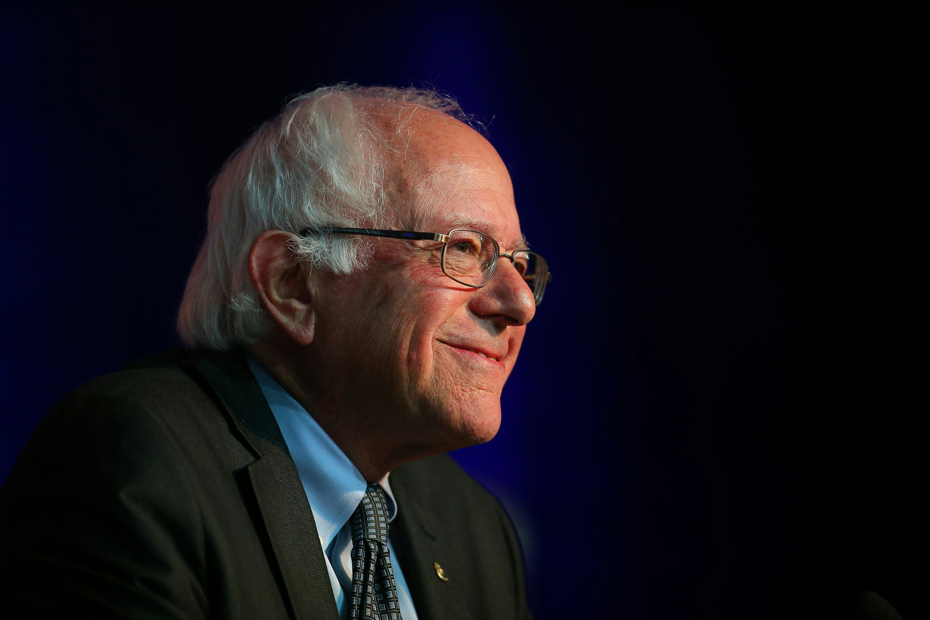 Transcript Of Bernie Sanders' DNC Speech Prove He's A Valuable Team Player