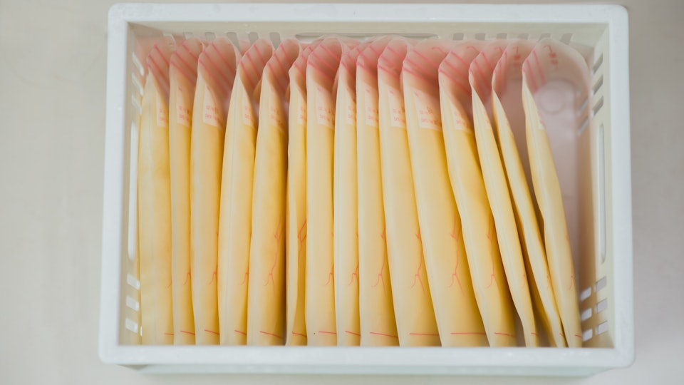 9 Things That Can Go Wrong When You Freeze Your Breast Milk