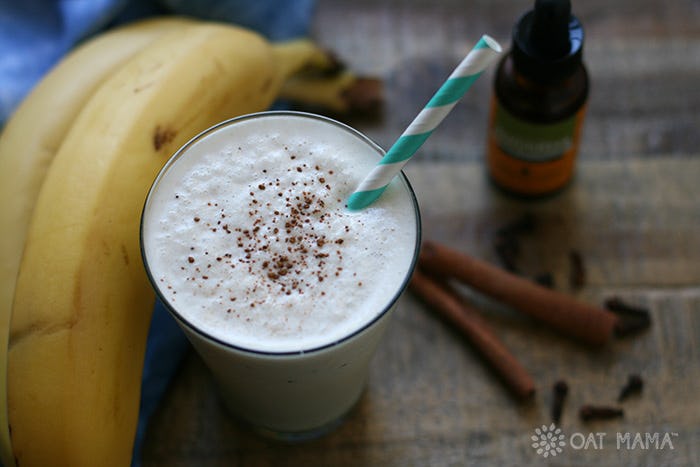 9 Lactation Smoothies To Get Your Milk Flowing