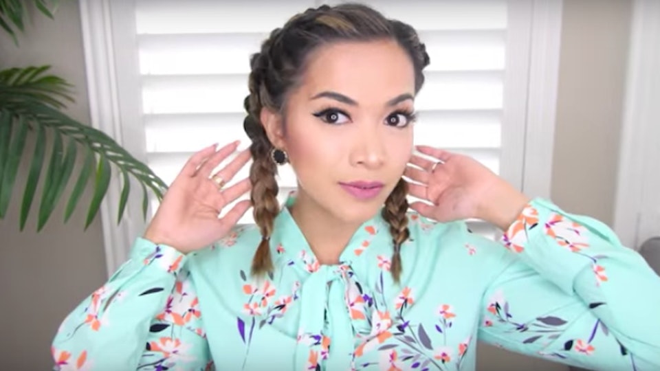 15 Easy Hairstyles For Short Hair