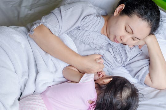 9 Creepy Things Breastfed Babies Do, That Are Actually Pretty Normal (And Amazing) 9 Creepy Things Breastfed Babies Do, That Are Actually Pretty Normal (And Amazing)