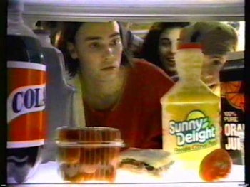 27 '90s Ads That Won You Over As A Kid