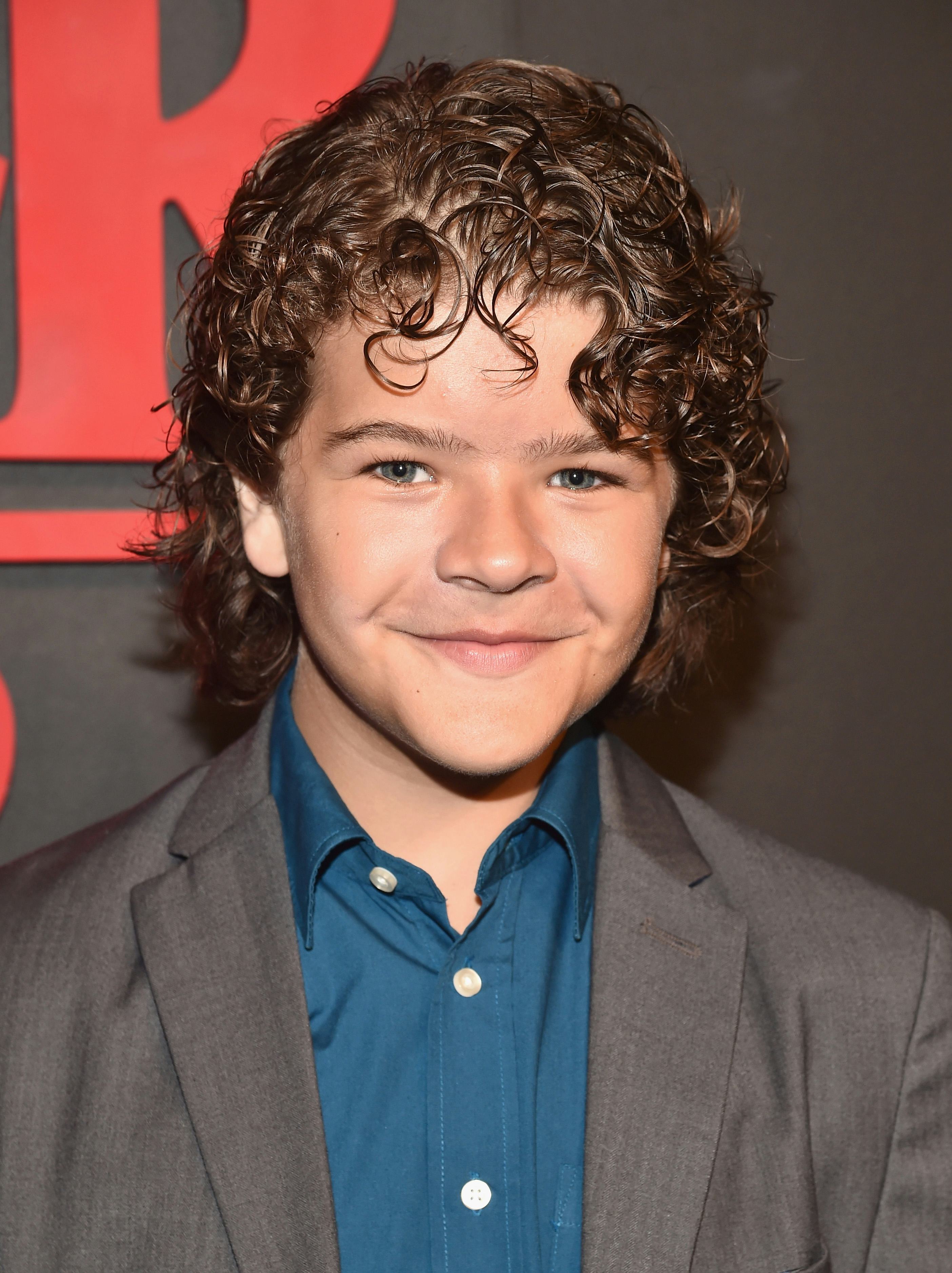 'Stranger Things' Gaten Matarazzo Sings 'Les Mis' & Melts Everyone's Hearts