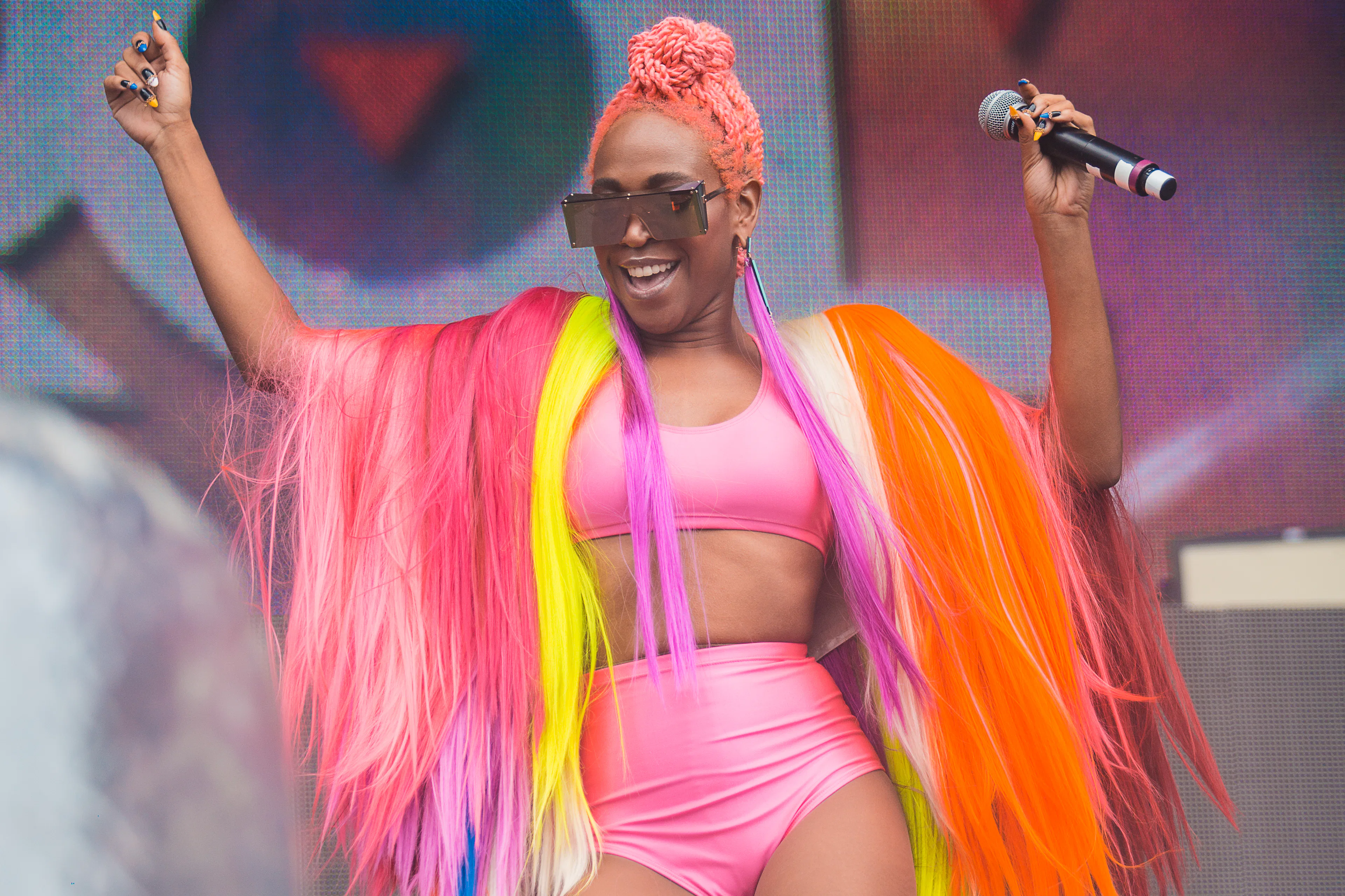Who Were The Pink-Haired Rappers During Rio's Opening Ceremony? Karol ...