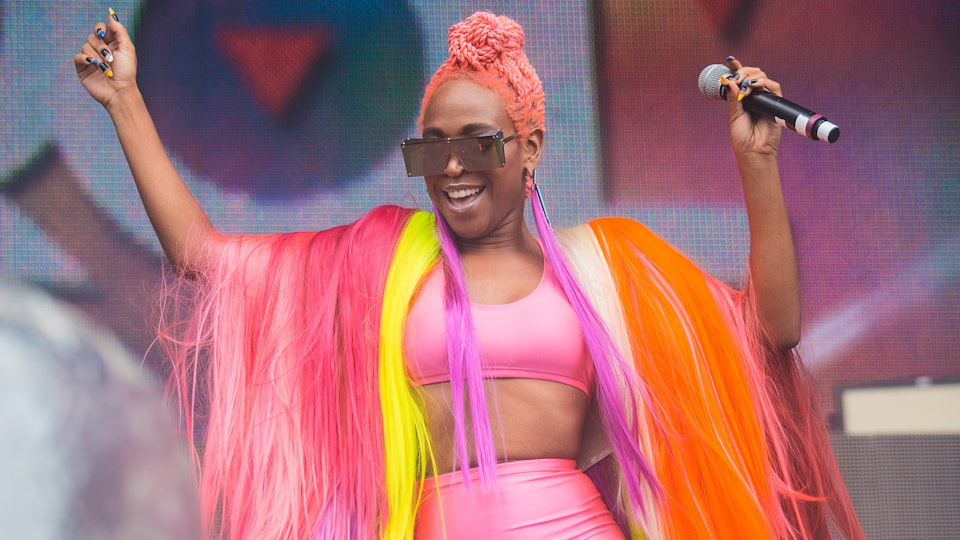Who Were The Pink-Haired Rappers During Rio's Opening Ceremony? Karol ...