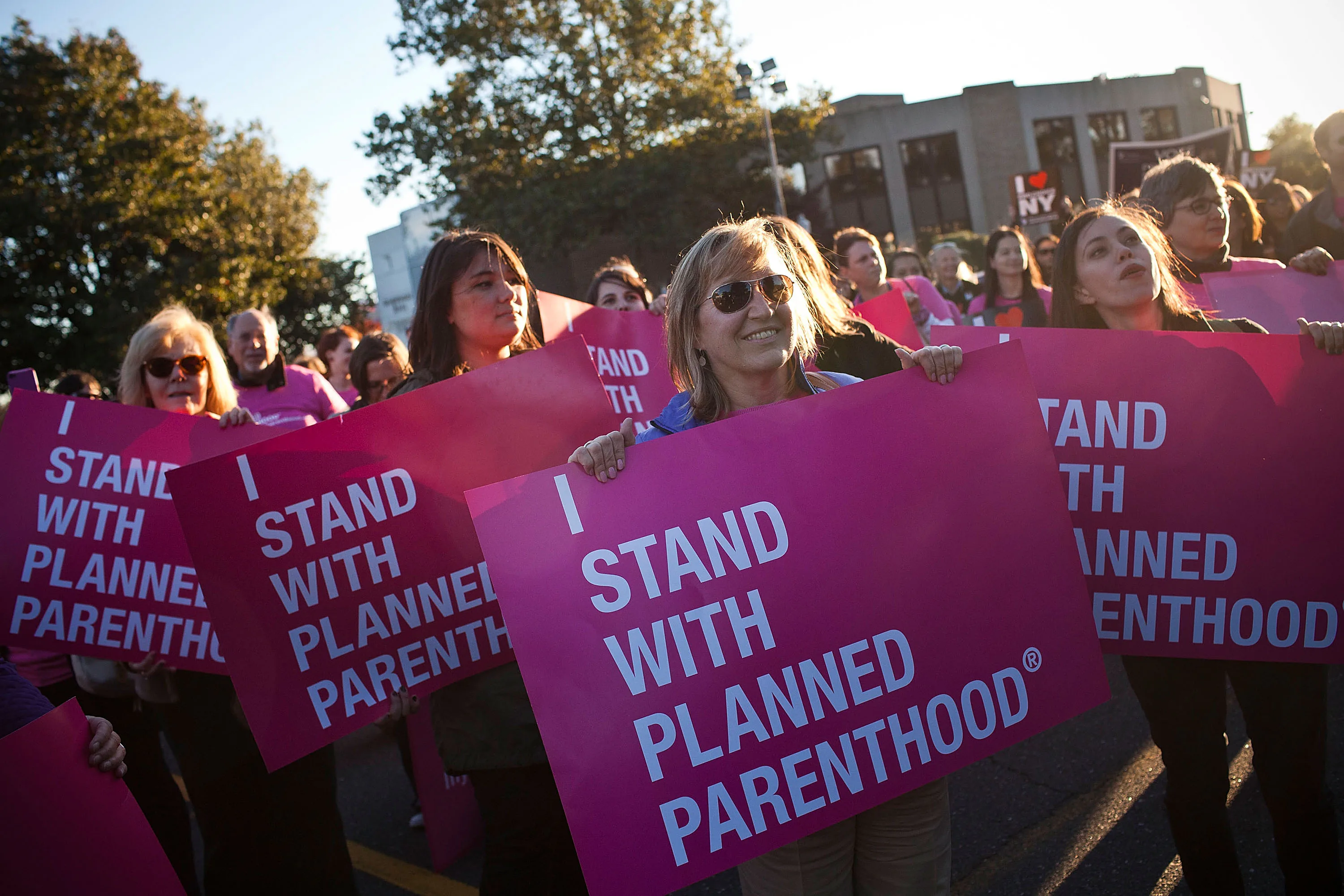 8 Ways To Support Planned Parenthood This Year
