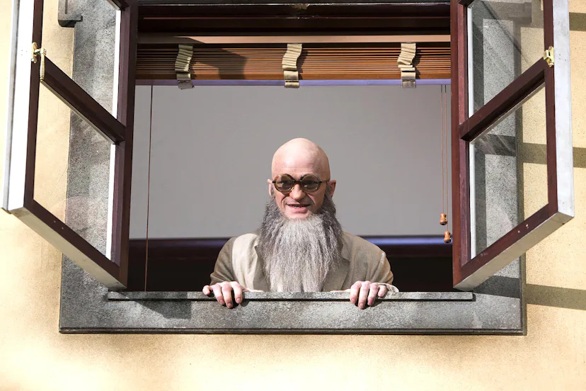 Count Olaf's 10 Disguises In 'A Series Of Unfortunate Events ...
