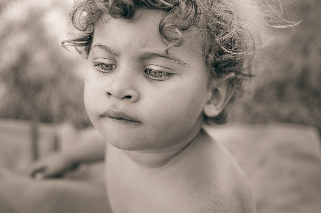 signs that your baby will have a lot of hair