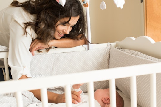 9 Of The Best Things You Could Possibly Do For A Mom Whose Baby Won't Sleep