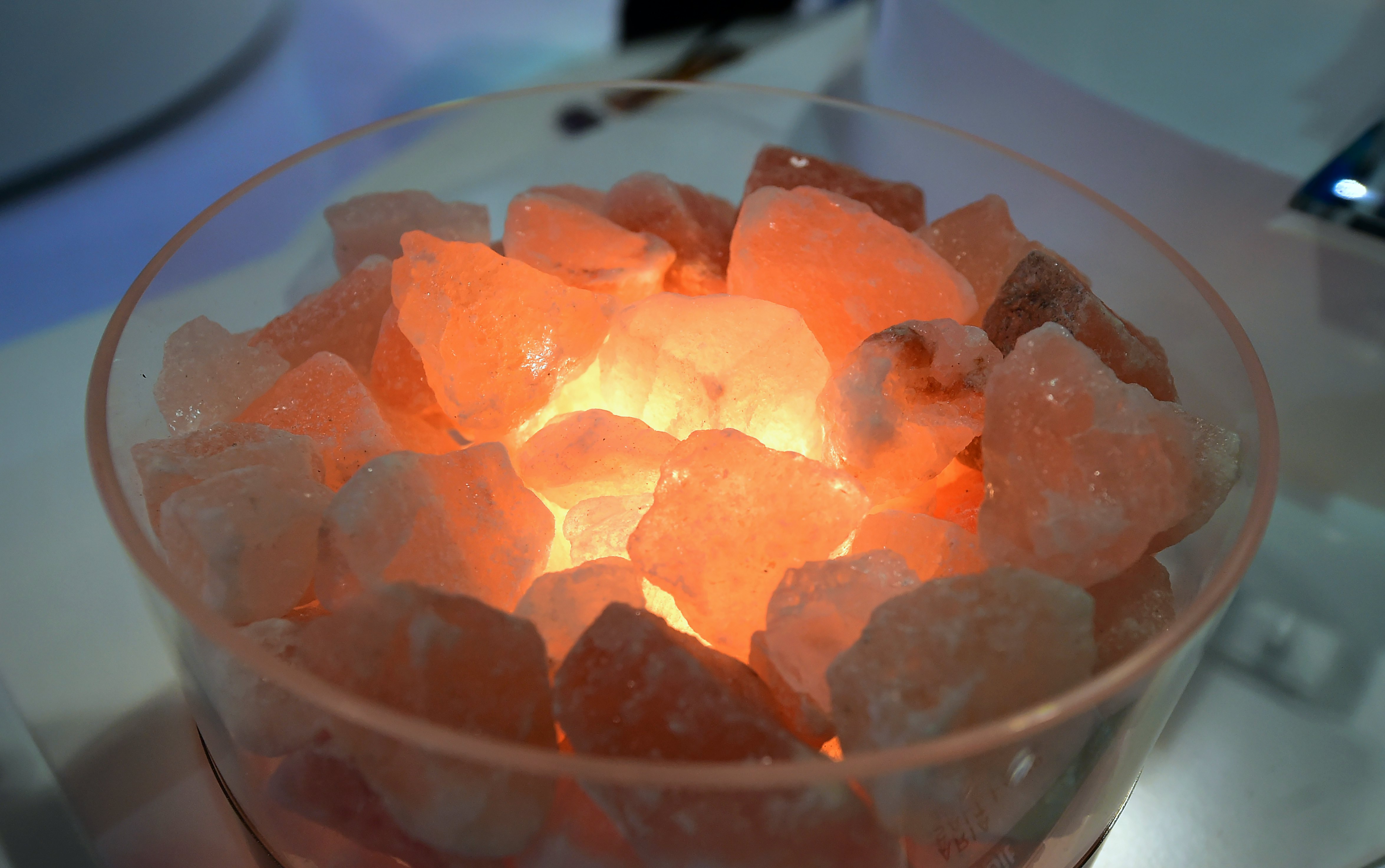 are salt lamps safe for newborns