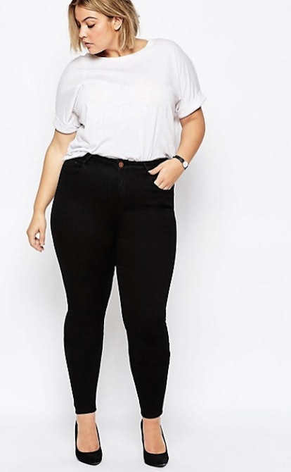 31 Clothing Styles That Plus Size Women Want To See More Of In 17