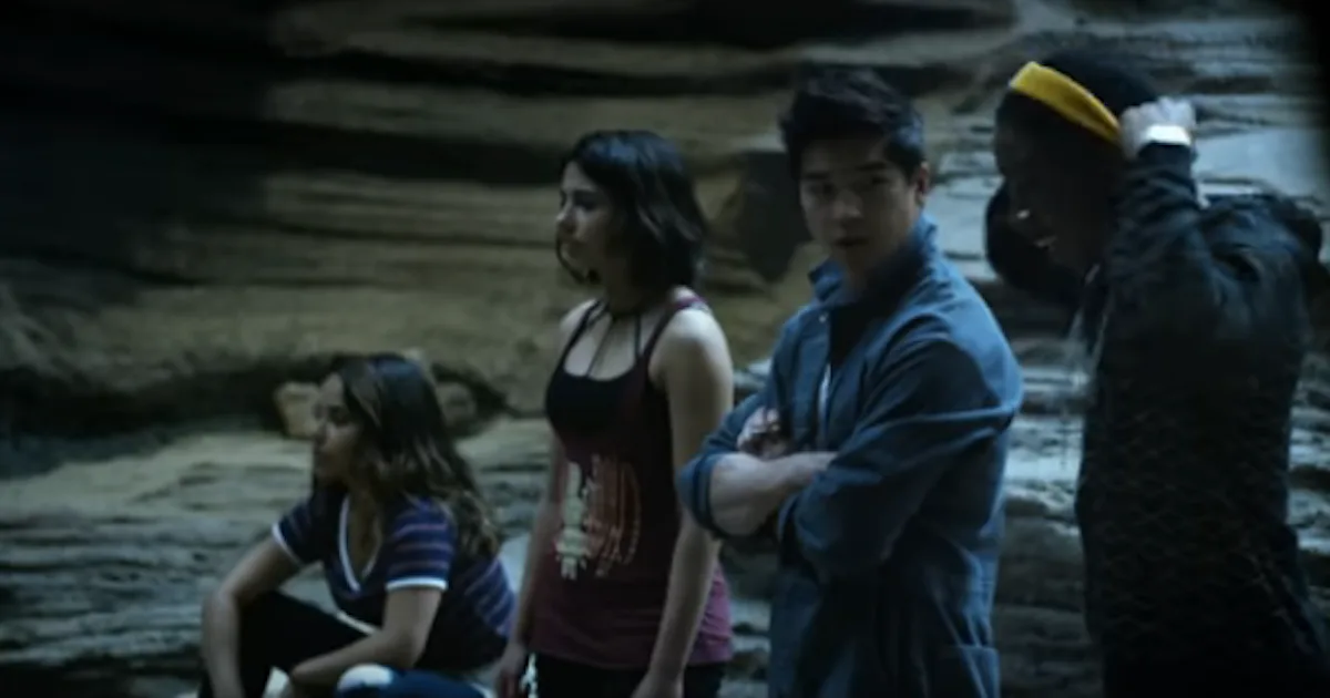The 'Power Rangers' Trailer Is Here & It Has Some Big Changes From The ...
